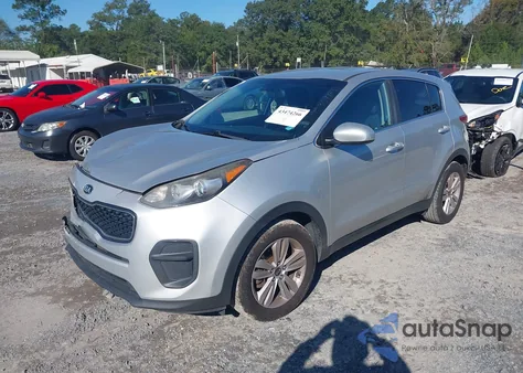 2018 Kia Sportage Lx z USA, uszkodzony, nr VIN KNDPM3AC7J7375180